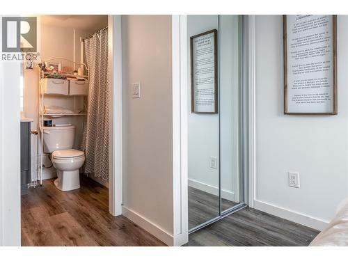 655 Academy Way Unit# 121, Kelowna, BC - Indoor Photo Showing Bathroom