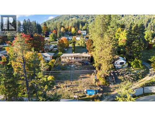 2424 Crawford Street, Creston, BC - Outdoor With View