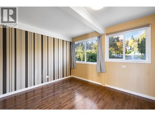 2424 Crawford Street, Creston, BC - Indoor Photo Showing Other Room