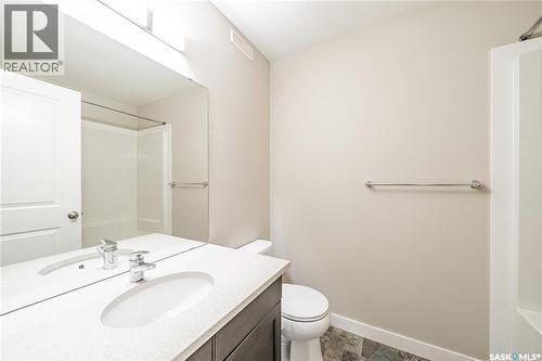 5580 Mckenna Road, Regina, SK - Indoor Photo Showing Bathroom