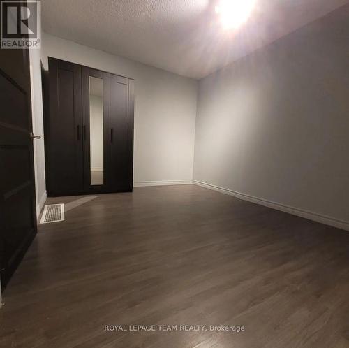 1008 St. Laurent Boulevard, Ottawa, ON - Indoor Photo Showing Other Room