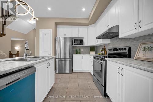 210 Geyser Place, Ottawa, ON - Indoor Photo Showing Kitchen With Double Sink