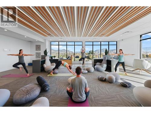 1274 Devonshire Avenue Unit# 306, Kelowna, BC - Indoor Photo Showing Bedroom