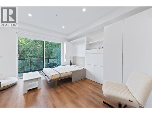 Built in furniture package - 1274 Devonshire Avenue Unit# 306, Kelowna, BC - Indoor Photo Showing Bedroom