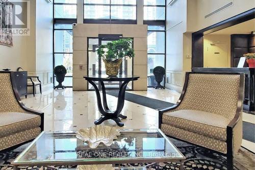 1203 - 310 Red Maple Road, Richmond Hill, ON - Indoor Photo Showing Other Room