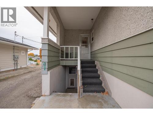 3005 15 Street, Vernon, BC - Outdoor With Exterior