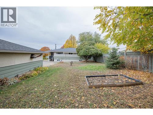 3005 15 Street, Vernon, BC - Outdoor