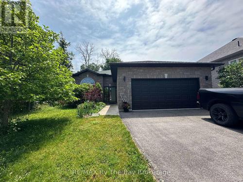 4 WOODSIDE COURT  Wasaga Beach, ON L9Z 1H6