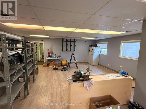 2070 Queensway Drive, Burlington, ON 