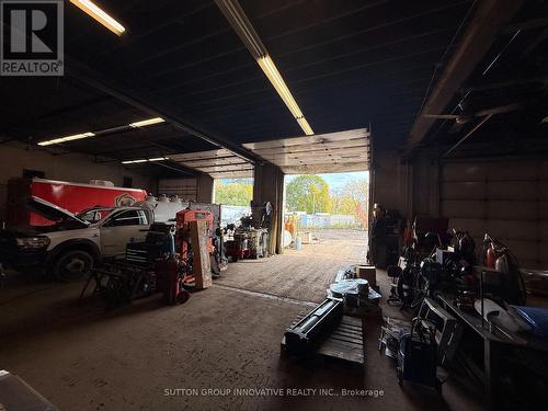 2070 Queensway Drive, Burlington, ON 