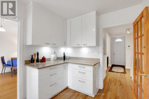 58 Vaughan Street, Ottawa, ON - Indoor Photo Showing Kitchen