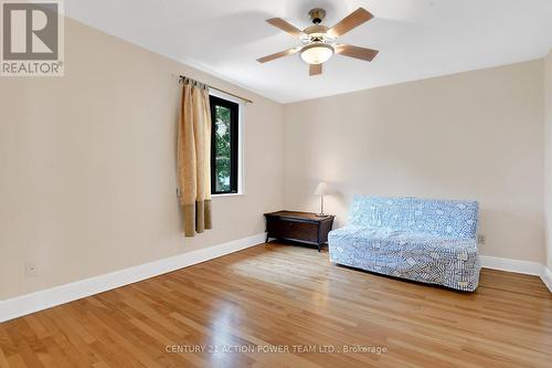 58 Vaughan Street, Ottawa, ON - Indoor Photo Showing Other Room