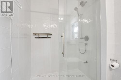 58 Vaughan Street, Ottawa, ON - Indoor Photo Showing Bathroom