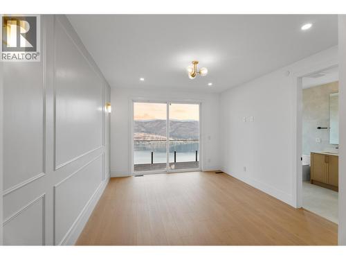 8920 Tavistock Road, Vernon, BC - Indoor Photo Showing Other Room