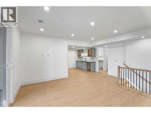 8920 Tavistock Road, Vernon, BC - Indoor