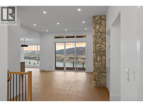 8920 Tavistock Road, Vernon, BC - Indoor Photo Showing Other Room