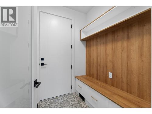 8920 Tavistock Road, Vernon, BC - Indoor Photo Showing Other Room