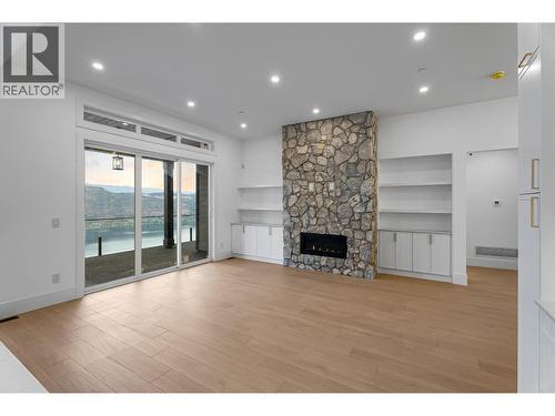 8920 Tavistock Road, Vernon, BC - Indoor Photo Showing Other Room With Fireplace