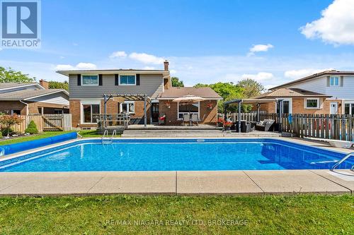40 Gaspare Drive, Port Colborne (Sugarloaf), ON - Outdoor With In Ground Pool With Deck Patio Veranda With Backyard