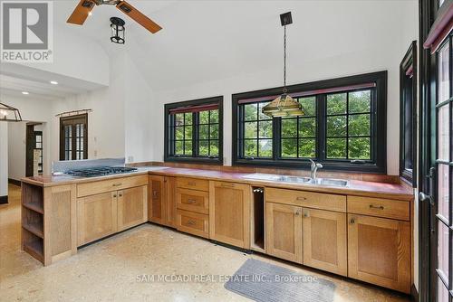 62 Maple Avenue S, Mississauga, ON - Indoor Photo Showing Kitchen With Double Sink