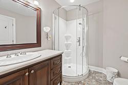 Ensuite bathroom - 