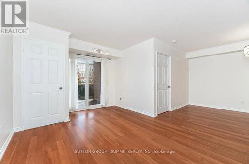 207 - 2300 Parkhaven Boulevard, Oakville, ON - Indoor Photo Showing Other Room