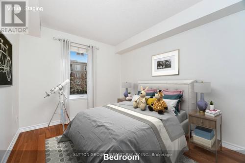 207 - 2300 Parkhaven Boulevard, Oakville, ON - Indoor Photo Showing Bedroom