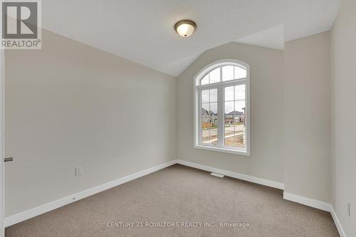 12 Mundell Road, Erin, ON - Indoor Photo Showing Other Room