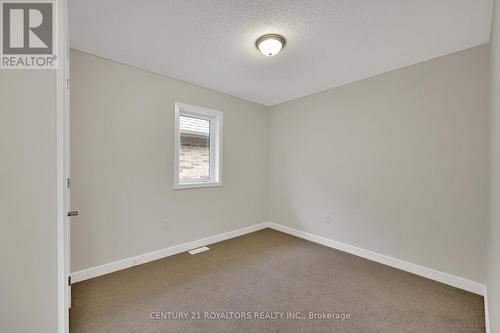 12 Mundell Road, Erin, ON - Indoor Photo Showing Other Room