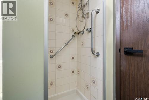 2119 Elderkin Drive E, Regina, SK - Indoor Photo Showing Bathroom