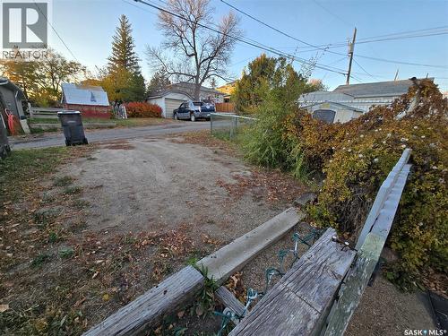 446 2Nd Avenue Nw, Swift Current, SK - Outdoor