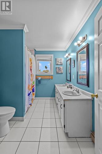 34 Duffs Crescent, Paradise, NL - Indoor Photo Showing Bathroom