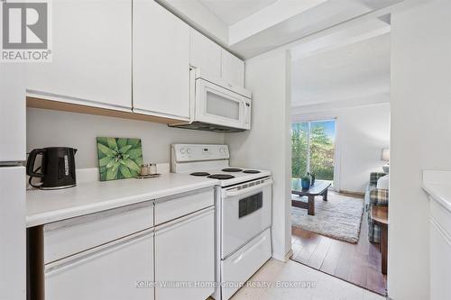 39 - 40 Imperial Road N, Guelph (Willow West/Sugarbush/West Acres), ON - Indoor Photo Showing Kitchen