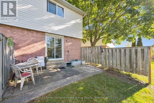 39 - 40 Imperial Road N, Guelph (Willow West/Sugarbush/West Acres), ON - Outdoor With Exterior