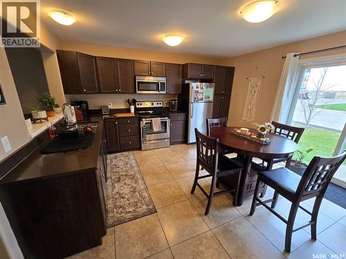 6 815 5Th Street Ne, Weyburn, SK - Indoor