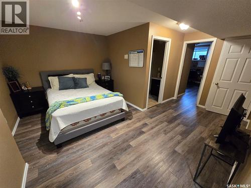 6 815 5Th Street Ne, Weyburn, SK - Indoor Photo Showing Bedroom