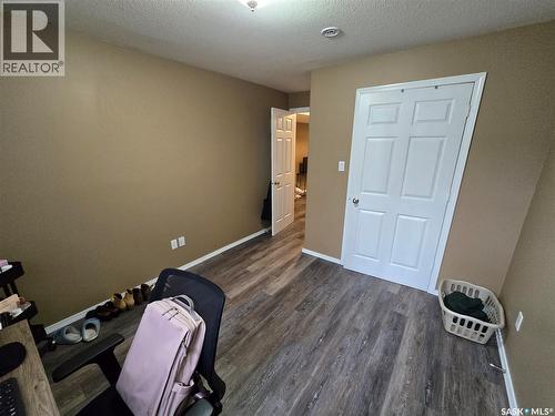 6 815 5Th Street Ne, Weyburn, SK - Indoor Photo Showing Other Room