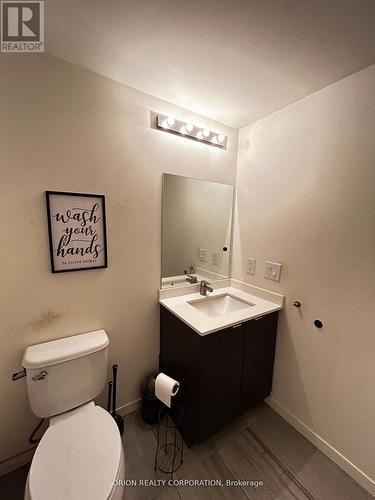 906 - 3237 Bayview Avenue, Toronto, ON - Indoor Photo Showing Bathroom