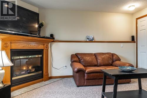 65 Parkhaven Crescent, St. Marys, ON - Indoor Photo Showing Living Room With Fireplace