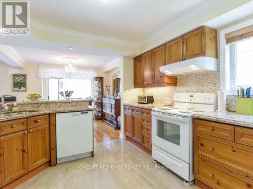 96 - 5480 Glen Erin Drive, Mississauga, ON - Indoor Photo Showing Kitchen