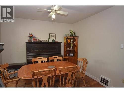 2203 45 Avenue, Vernon, BC - Indoor Photo Showing Dining Room
