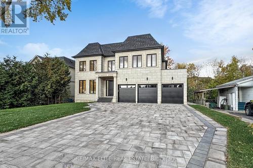 160 Lawrence Avenue, Richmond Hill, ON - Outdoor