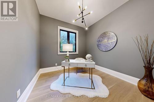 160 Lawrence Avenue, Richmond Hill, ON - Indoor Photo Showing Office