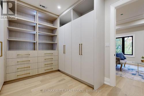 160 Lawrence Avenue, Richmond Hill, ON - Indoor