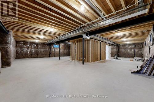 160 Lawrence Avenue, Richmond Hill, ON - Indoor Photo Showing Basement
