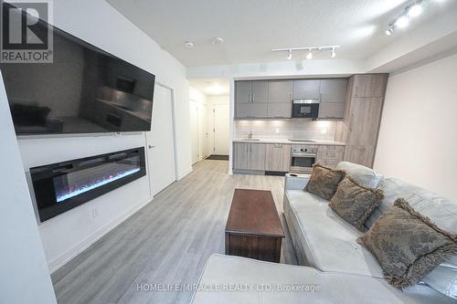 705 - 8119 Birchmount Road, Markham, ON - Indoor