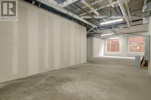 399 Winston Avenue, Ottawa, ON 