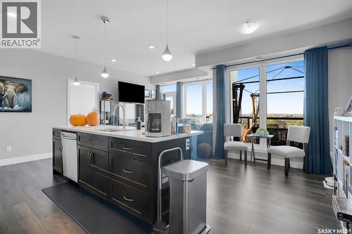 811 Hilliard Street W, Saskatoon, SK - Indoor