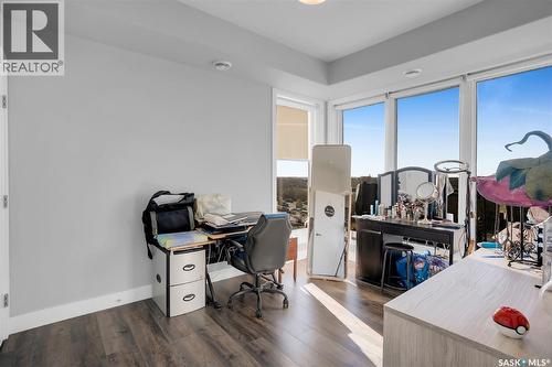 811 Hilliard Street W, Saskatoon, SK - Indoor Photo Showing Office