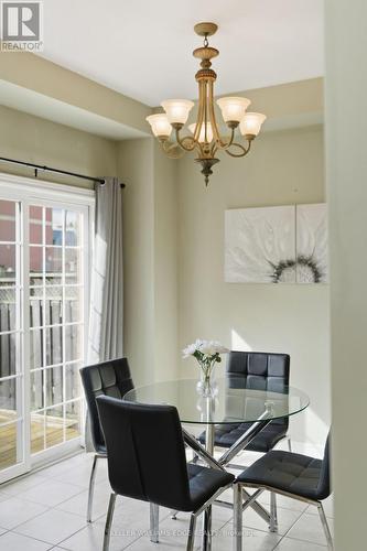 62 Browview Drive, Hamilton, ON - Indoor Photo Showing Dining Room